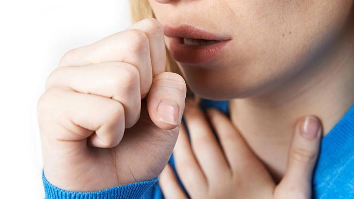 Boğaz ağrısına simit şoku! Bir parçası bile zımpara görevi görüyor