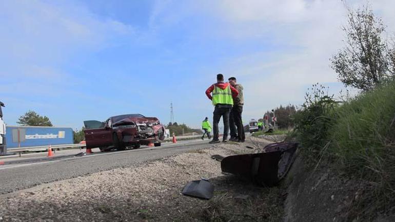 Bolu'da trafiği kilitleyn kaza: Otoyolda cip, otomobile çarptı: 1 ölü,