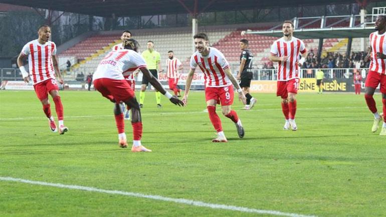 Boluspor, Bodrum FK'yı 3-0 Yenerek Liderlik Yarışında Gücünü Gösterdi 1 Boluspor, Bodrum FK'yı 3-0 Yenerek Liderlik Yarışında Gücünü Gösterdi