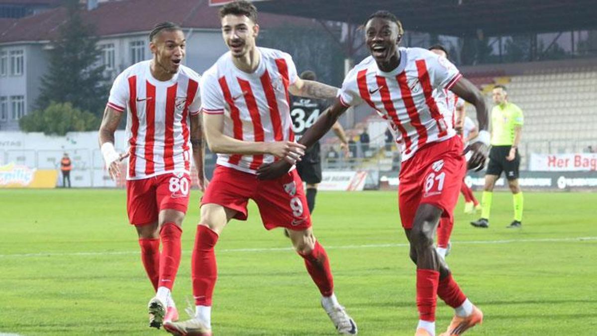 Boluspor, Bodrum FK’yı 3-0 Yenerek Liderlik Yarışında Gücünü Gösterdi