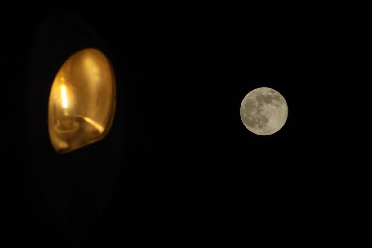 Bu Geceki Kunduz Süper Ay: Yılın En Parlak Dolunayı Gökyüzünde! 12 Bu Geceki Kunduz Süper Ay: Yılın En Parlak Dolunayı Gökyüzünde!