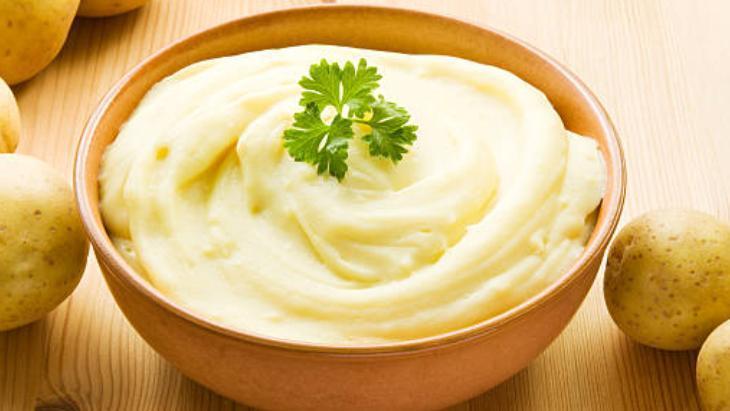 Bugüne dek sır gibi kalmış! İpeksi patates püresinin gizli malzemesi: Birkaç kaşık yeterli 2 Bugüne dek sır gibi kalmış! İpeksi patates püresinin gizli malzemesi: Birkaç kaşık yeterli