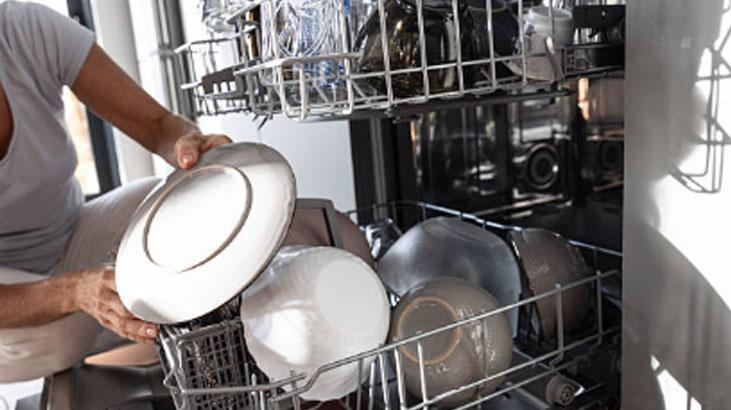 Bulaşık makinesi parlatıcısı nasıl kullanılır? En iyi sonuç için 5 ipucu