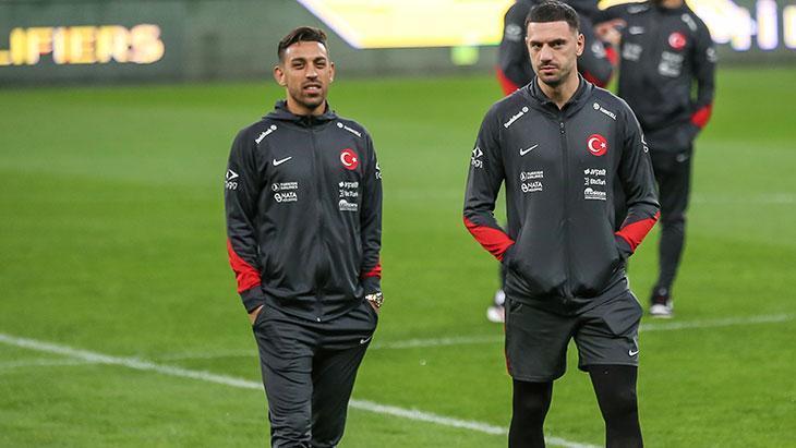 Bulgaristan maçı öncesi Milli Takım’dan saha yürüyüşü