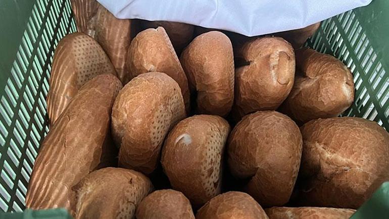 Burada ekmek 7 TL! Metrelerce kuyruk oluyor