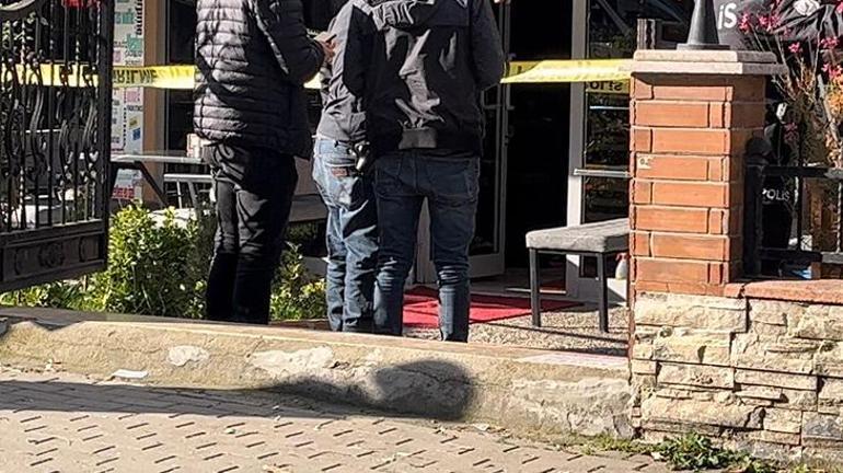 Bursa'da eski sevgili dehşeti! Börek almaya gelen Yasemin'i öldürdü, kendini başından vurdu 1 Bursa'da eski sevgili dehşeti! Börek almaya gelen Yasemin'i öldürdü, kendini başından vurdu