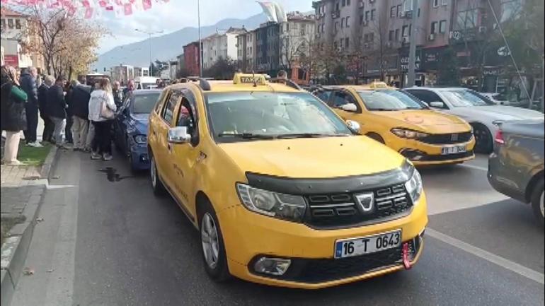 Bursa’da şoke eden kaza anı! Önce otomobiliyle kaza yaptı, sonra taksiye çarptı