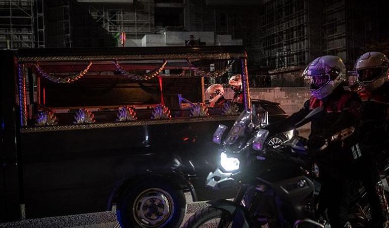 CANLI ANLATIM Gürcistan'da düşen uçakta şehit olan askerlerimizi uğurluyoruz