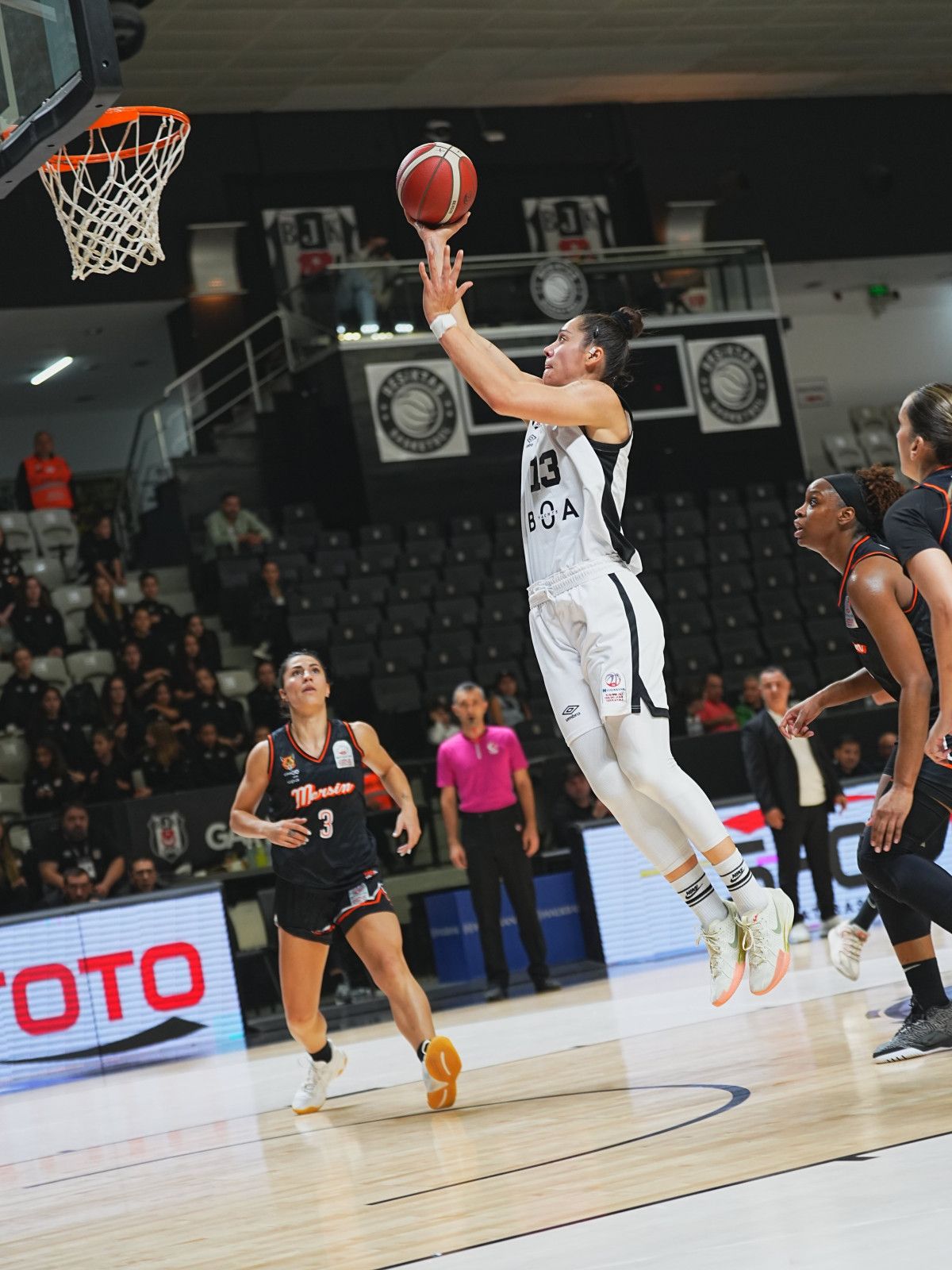 ÇBK Mersin, Beşiktaş'ı Deplasmanda Yenerek Tarih Yazdı