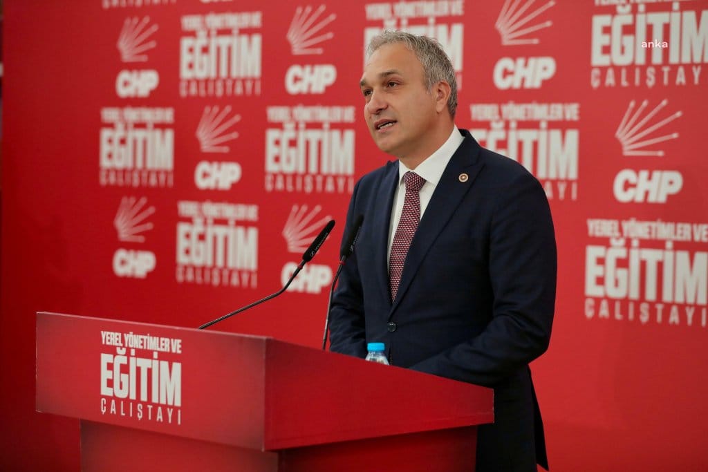 CHP'li Özçağdaş'tan MEB'e Sert Tepki: Atatürk'e ve CHP'ye Hakaret Eden Müdüre Soruşturma Açıldı mı?