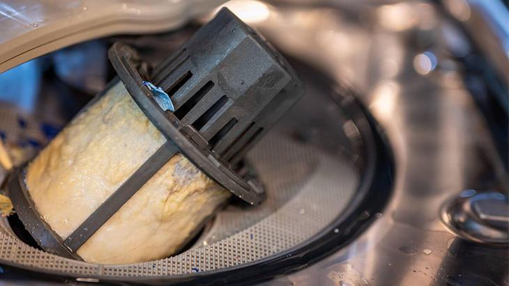 Cihazın performansını da etkiliyor! 2 ayda bir derin temizlik şart 1 Cihazın performansını da etkiliyor! 2 ayda bir derin temizlik şart