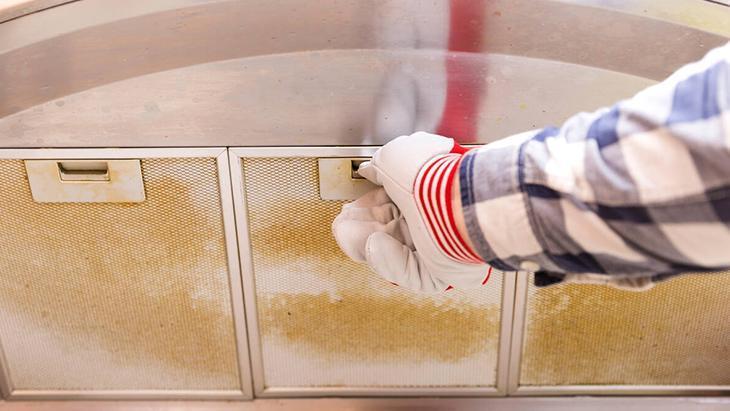 Cihazınız nefes alsın, mutfağınız ferahlasın! Aspiratör filtresini ilk günkü gibi yapıyor