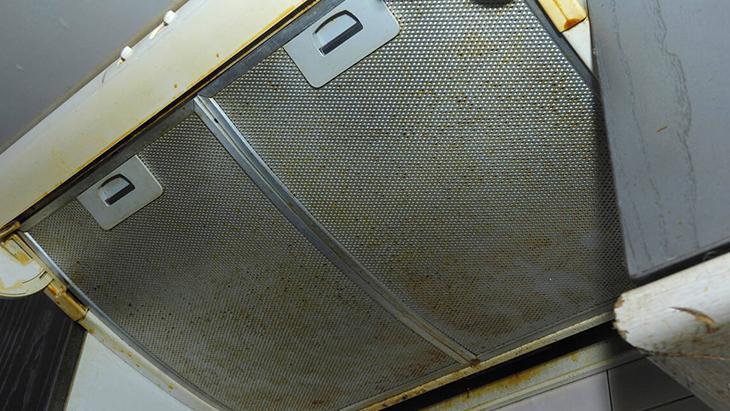 Cihazınız nefes alsın, mutfağınız ferahlasın! Aspiratör filtresini ilk günkü gibi yapıyor