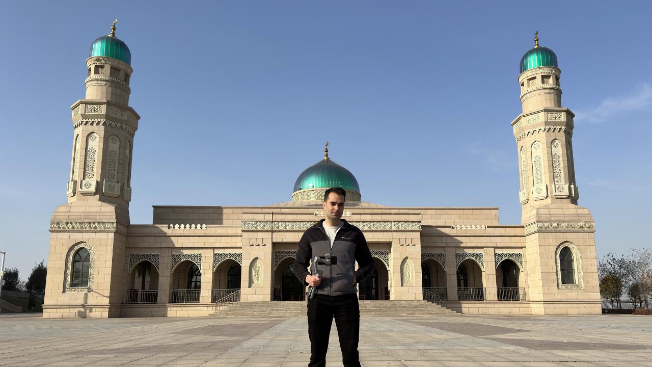 Çin’in davetiyle Sincan Uygur Özerk Bölgesi ziyareti: Başşehir Urumçi’de gördüklerimiz, bize anlatılanlar ve perde ardındakiler…