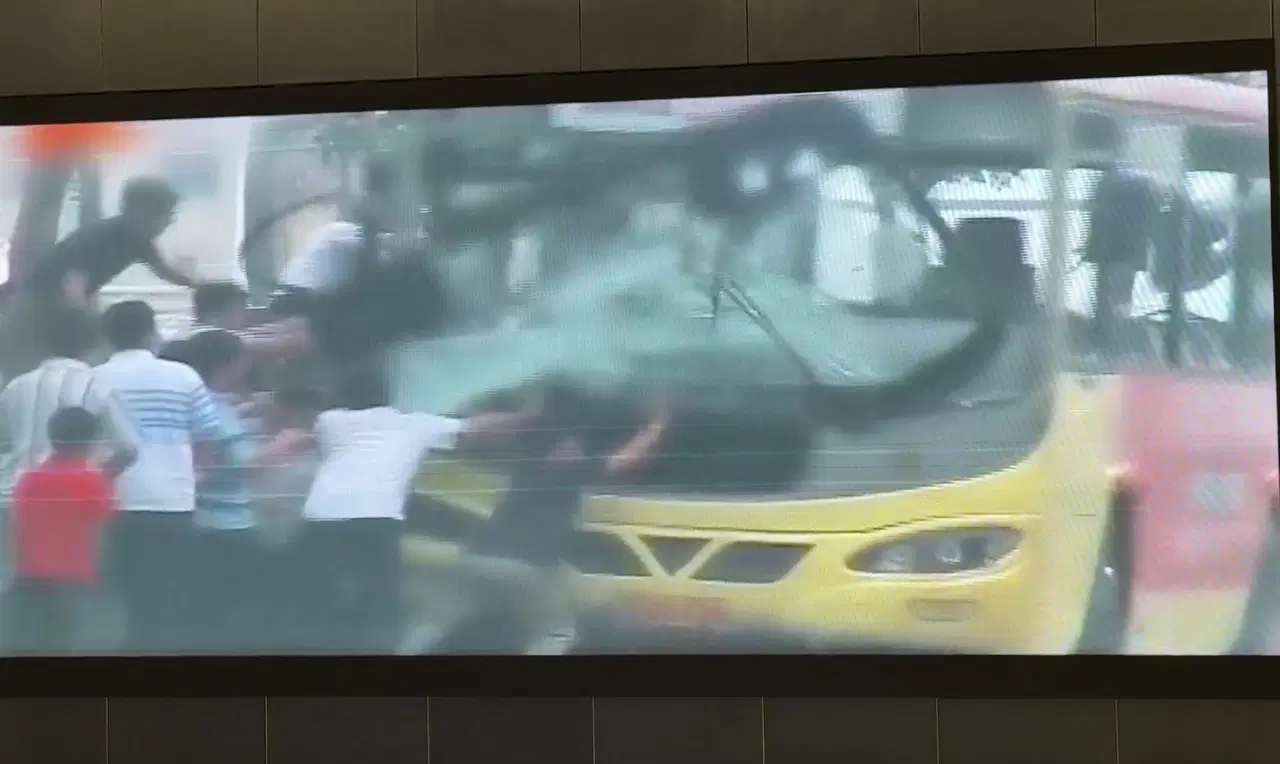 Çin’in davetiyle Sincan Uygur Özerk Bölgesi ziyareti: Başşehir Urumçi’de gördüklerimiz, bize anlatılanlar ve perde ardındakiler... 19 Çin’in davetiyle Sincan Uygur Özerk Bölgesi ziyareti: Başşehir Urumçi’de gördüklerimiz, bize anlatılanlar ve perde ardındakiler...