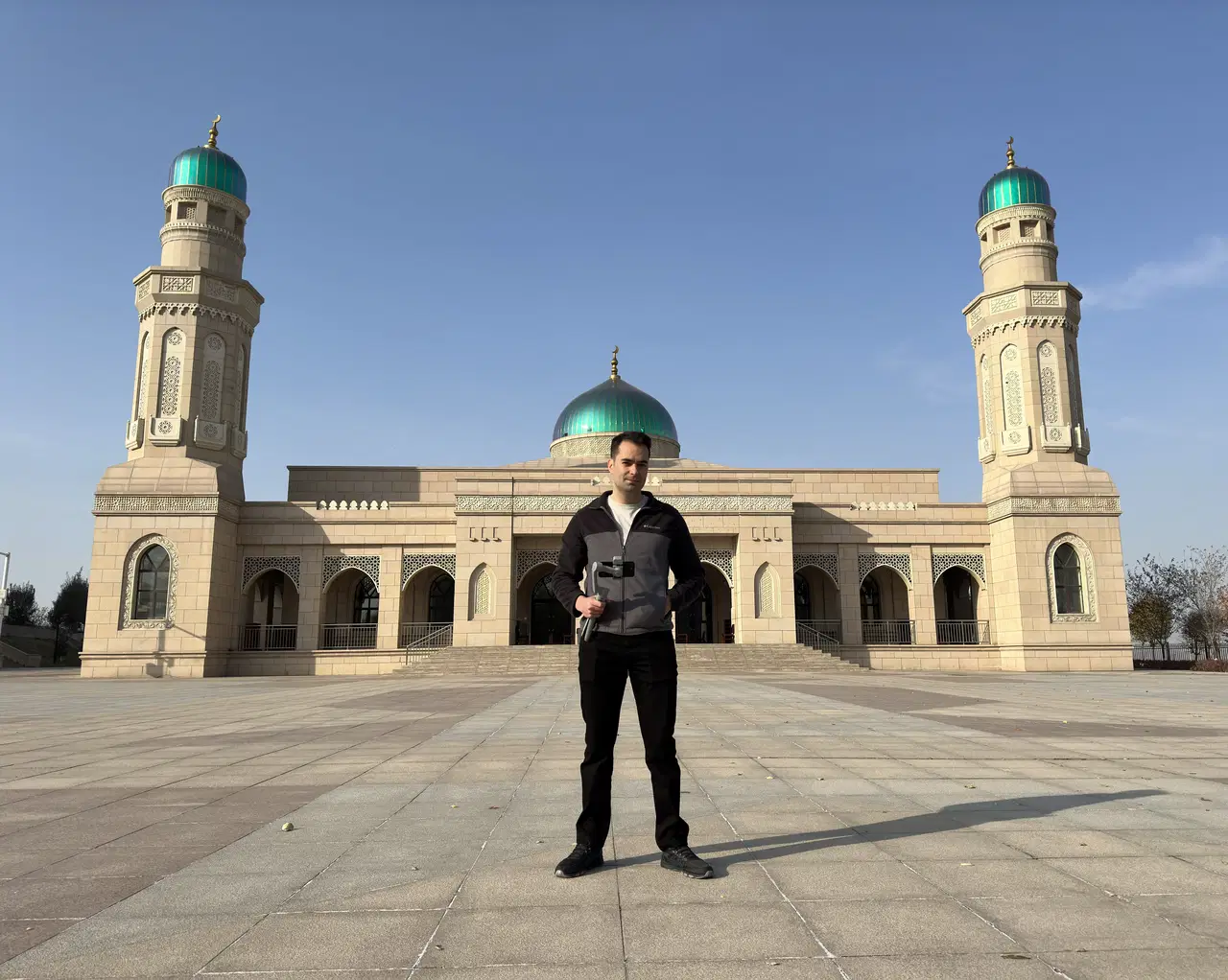 Çin’in davetiyle Sincan Uygur Özerk Bölgesi ziyareti: Başşehir Urumçi’de gördüklerimiz, bize anlatılanlar ve perde ardındakiler... 13 Çin’in davetiyle Sincan Uygur Özerk Bölgesi ziyareti: Başşehir Urumçi’de gördüklerimiz, bize anlatılanlar ve perde ardındakiler...