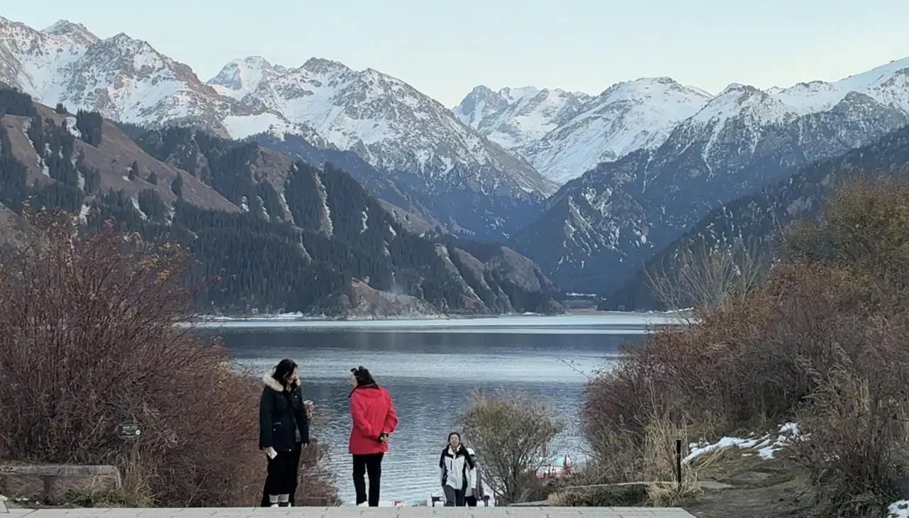 Çin’in davetiyle Sincan Uygur Özerk Bölgesi ziyareti: Başşehir Urumçi’de gördüklerimiz, bize anlatılanlar ve perde ardındakiler... 6 Çin’in davetiyle Sincan Uygur Özerk Bölgesi ziyareti: Başşehir Urumçi’de gördüklerimiz, bize anlatılanlar ve perde ardındakiler...