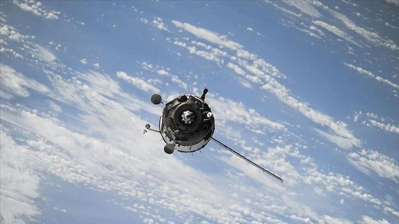 Çin’in Tienvın-1 uydusu, kuyruklu yıldızı kayda aldı