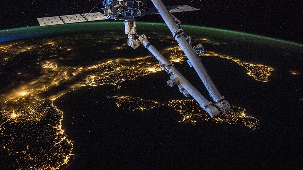 Çinli taykonatlar Uzay İstasyonu’na ulaştı! Görev devir teslimi yapılacak