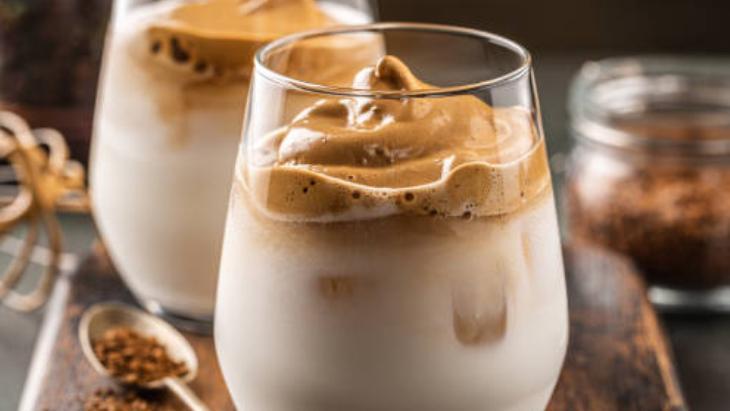 Çırpılmış kahvenin sırrı: Suda 5 dakika, dondurucuda 1 ay! Her zaman taze