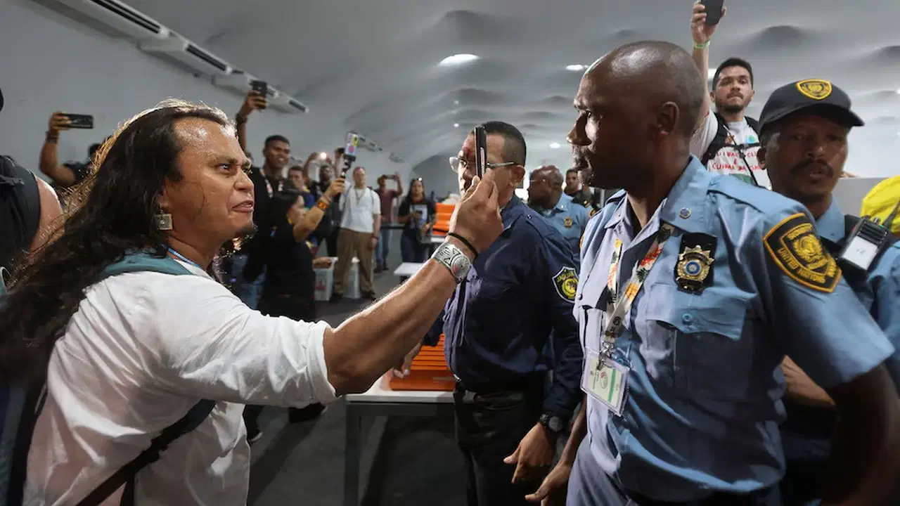 COP30’da arbede: Yerli halklar, BM alanını bastı!