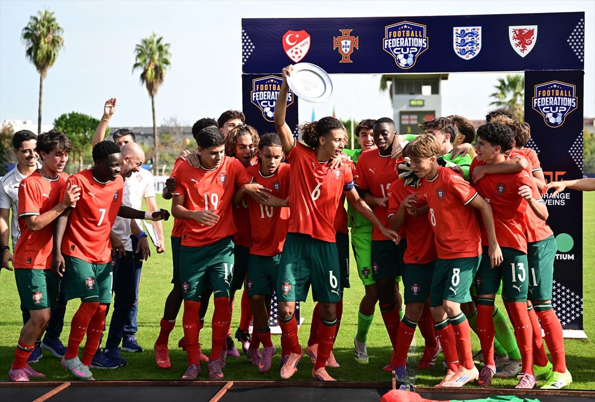Cristiano Ronaldo'nun Oğlu ile Antalya'da Şampiyonluğa Ulaşan Portekiz! 🚀⚽️ 3 Cristiano Ronaldo'nun Oğlu ile Antalya'da Şampiyonluğa Ulaşan Portekiz! 🚀⚽️