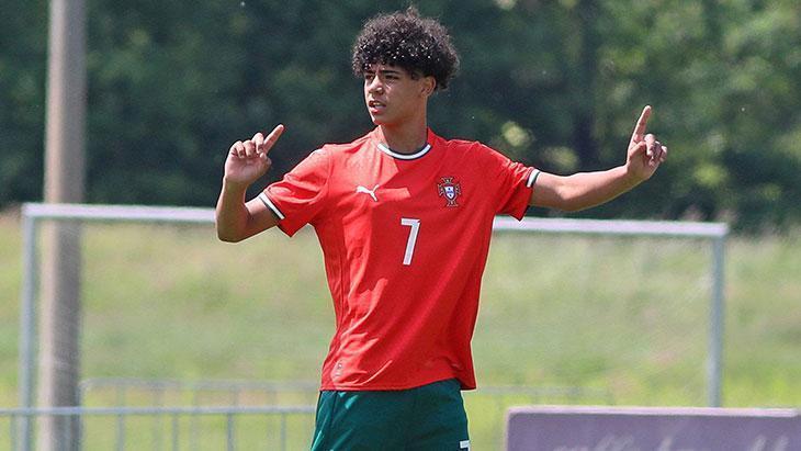 Cristiano Ronaldo’nun oğlu siftah yaptı! ‘Tıpkı babası gibi’