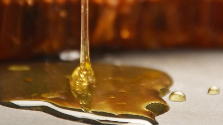 Cuma günleri ve dolunayda yapılıyor! Koreliler sol ayakkabılarına bu yüzden bal sürüyormuş 5 Cuma günleri ve dolunayda yapılıyor! Koreliler sol ayakkabılarına bu yüzden bal sürüyormuş