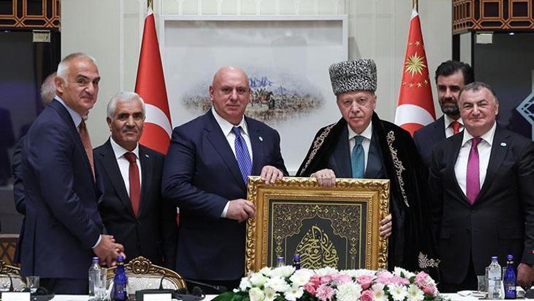 Cumhurbaşkanı Erdoğan, Dünya Ahıskalı Türkler Birliği Heyetini kabul etti