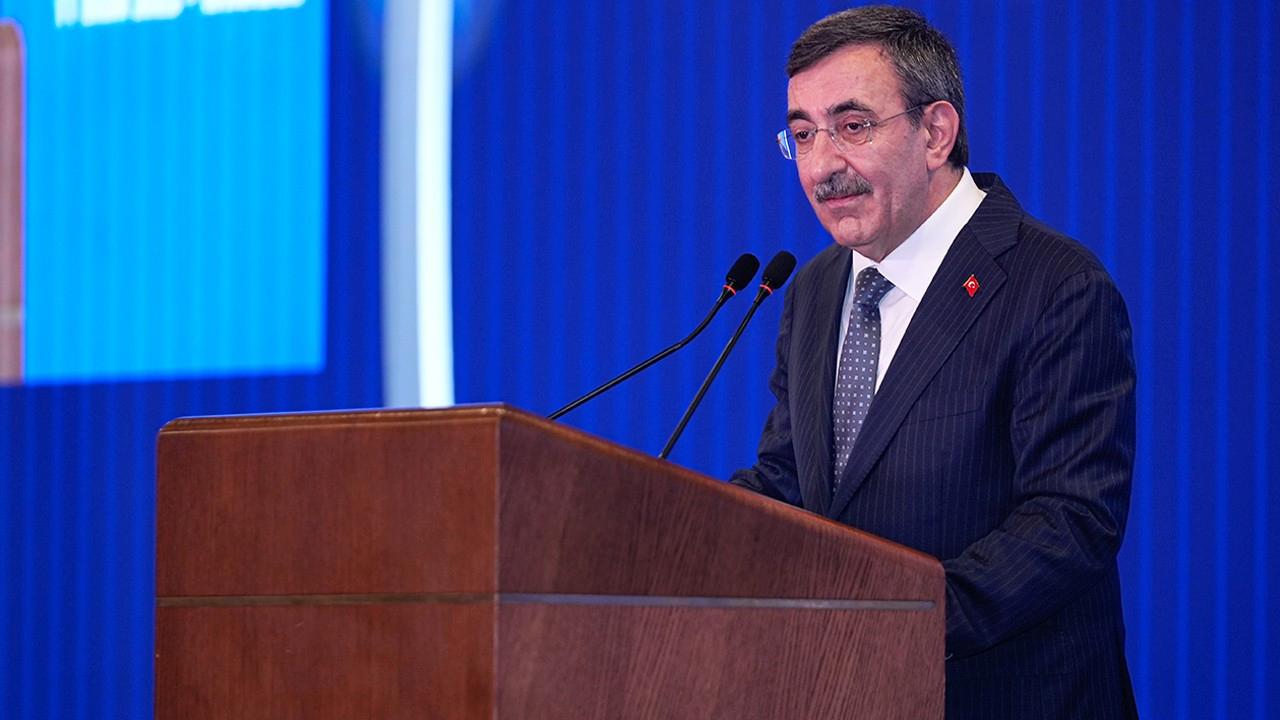 Cumhurbaşkanı Yardımcısı Yılmaz: Yıllıklandırılmış ihracat 270 milyar doları aşarak rekor kırdı