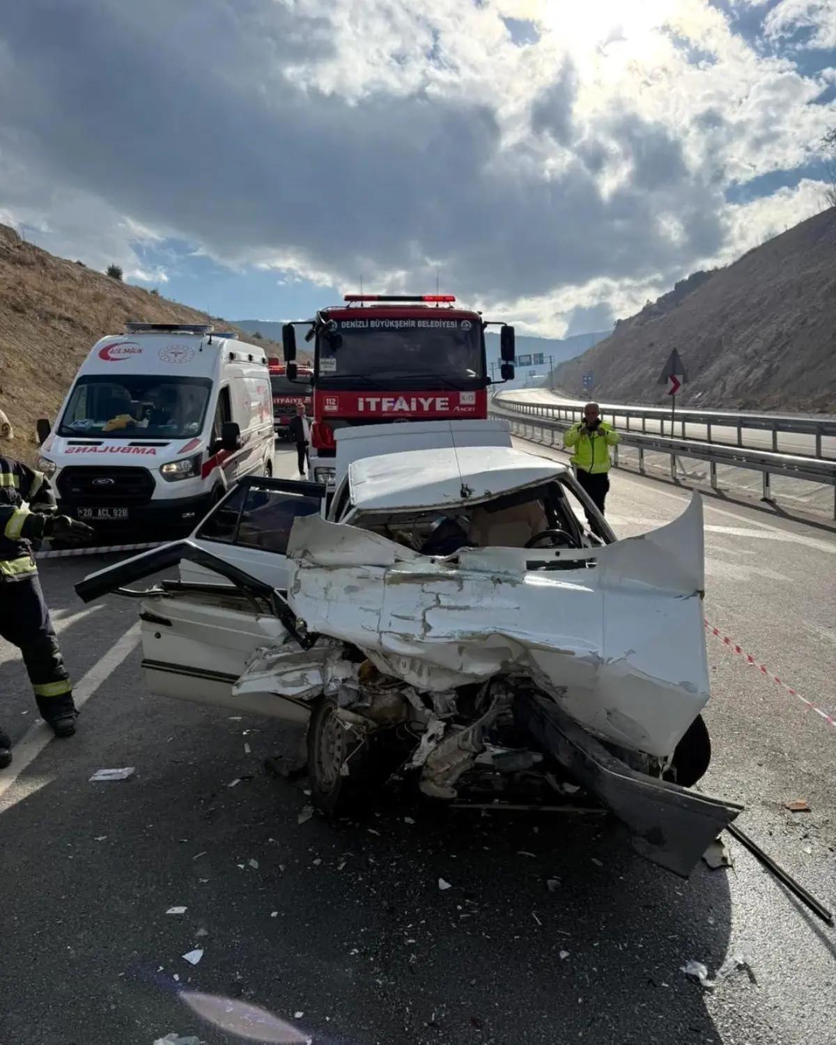 Denizli’de Trafik Kazası: Eşi Hayatını Kaybetti, Şoför Ağır Yaralı