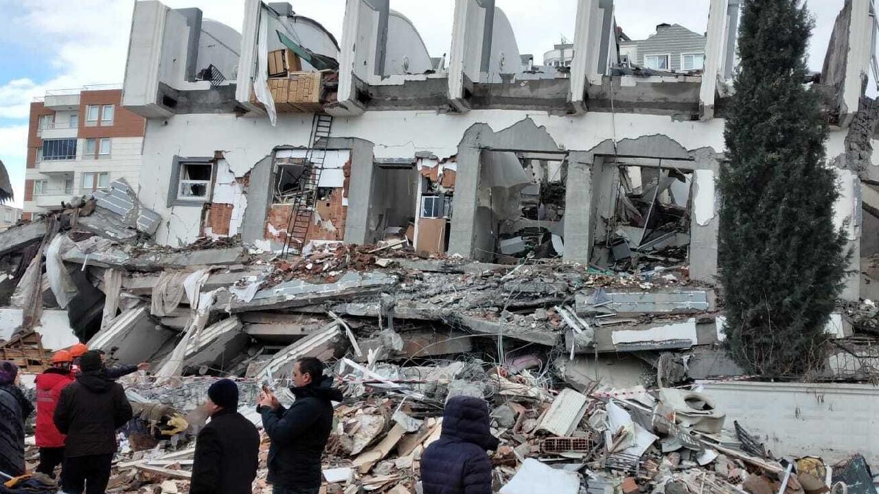 Depremde 65 Canımızı Yitirdi: Sueda Kent Sitesi Davasında Önemli Rapor Açıklandı!