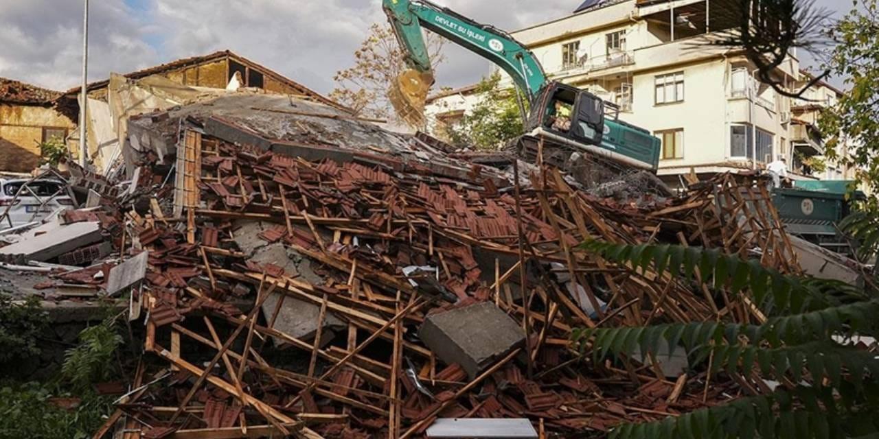 Depremin Merkez Üssünde Hayat Yeniden Canlanıyor