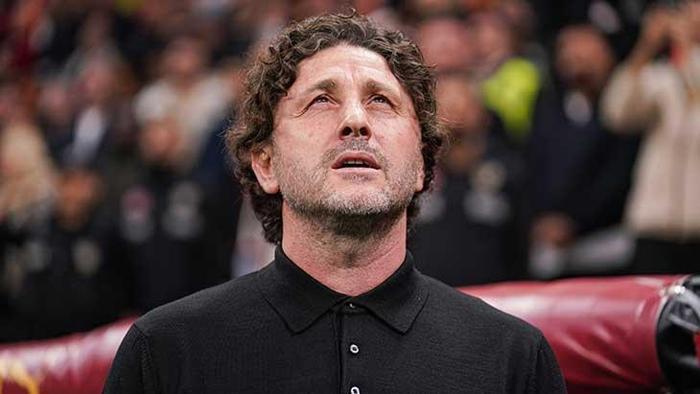 Derbi Anları: Fatih Tekke'den Soyunma Odasında Şaşırtan Konuşma! 4 Derbi Anları: Fatih Tekke'den Soyunma Odasında Şaşırtan Konuşma!