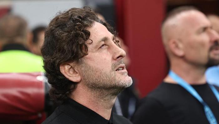 Derbi Dolu Sıcak Bir Geceden Çarpıcı Yorumlar: Galatasaray ve Trabzonspor'da Yıldızların Parladığı An! 8 Derbi Dolu Sıcak Bir Geceden Çarpıcı Yorumlar: Galatasaray ve Trabzonspor'da Yıldızların Parladığı An!