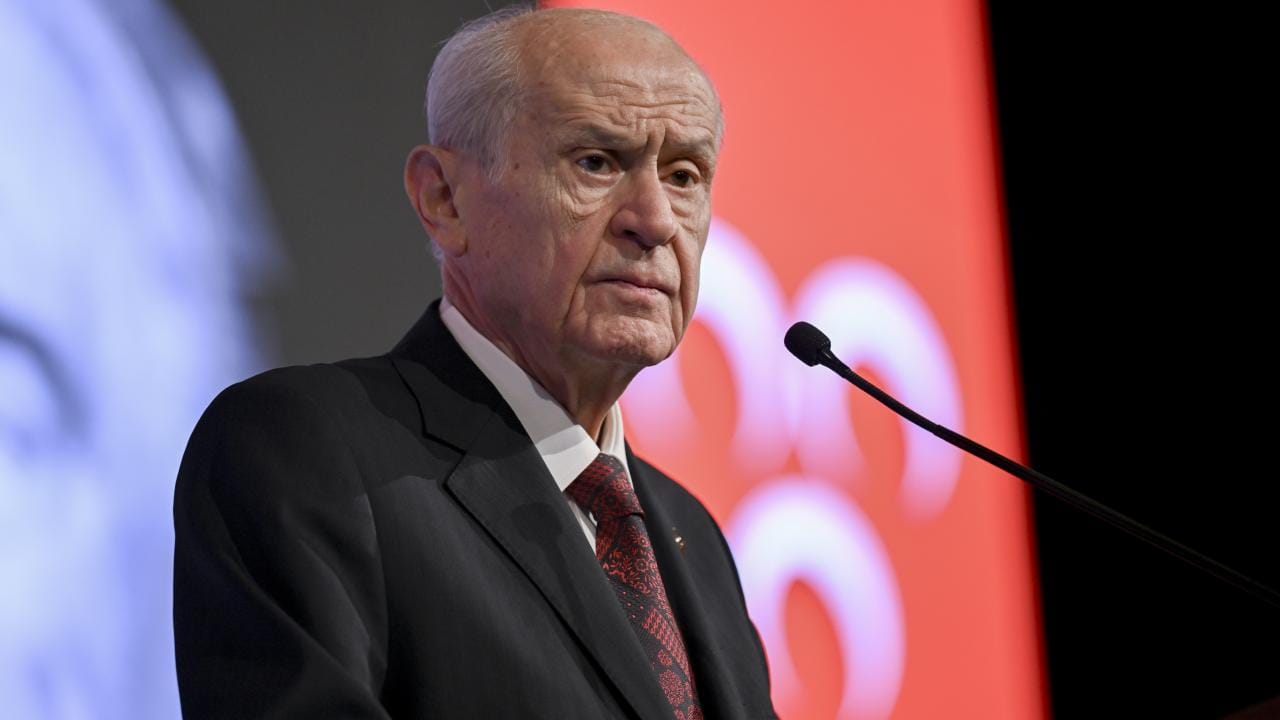 Dervişoğlu'nun Sert Sözleri: Bahçeli'ye PKK'nın Gereksiz Olduğunu Söyledi! 2 Dervişoğlu'nun Sert Sözleri: Bahçeli'ye PKK'nın Gereksiz Olduğunu Söyledi!