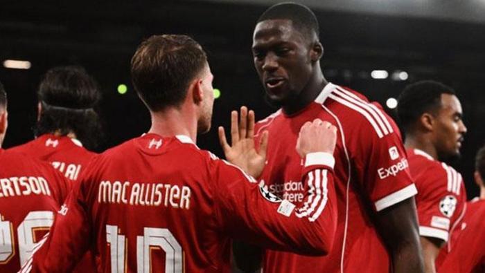 Devler Ligi'nde Gözyaşlarıyla Hatırlanacak Bir Maç! 6 Devler Ligi'nde Gözyaşlarıyla Hatırlanacak Bir Maç!