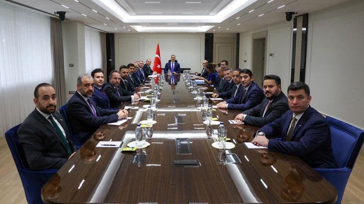 Dışişleri Bakanı Hakan Fidan, MÜSİAD Yönetim Kurulu üyelerini kabul etti
