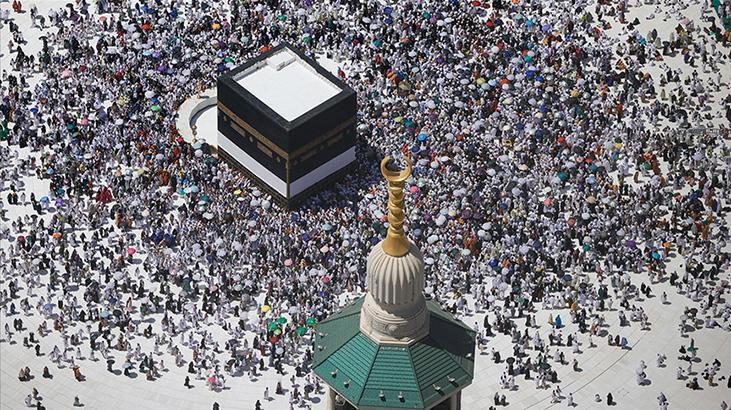 Diyanet’ten hacı adaylarına kritik uyarı! Mesaj gönderilenleden rapor istenecek