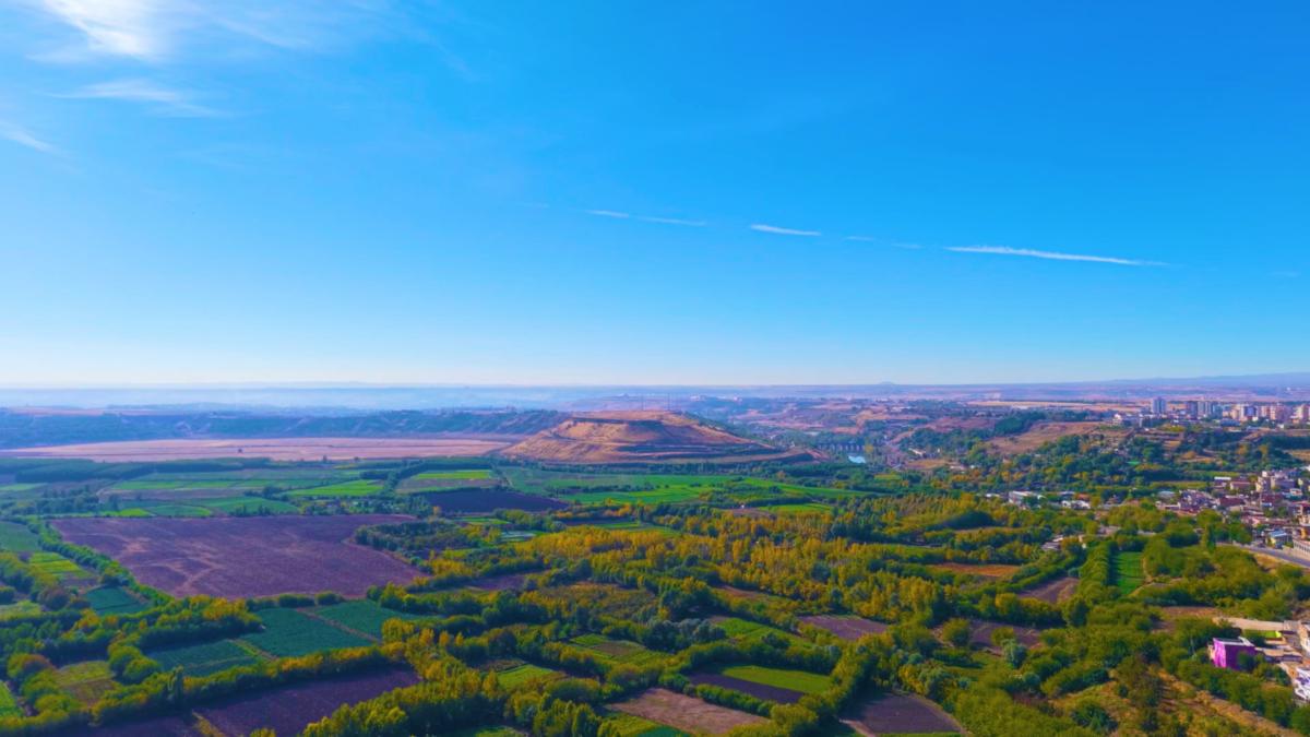 Diyarbakır Hevsel Bahçeleri’nde Sonbaharın Büyüsü
