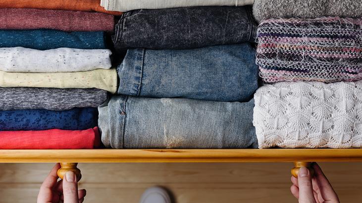 Dolap dağınıklığına 'ters askı' çözümü! En basit hileyle 1 haftada en hızlı sonuç 5 Dolap dağınıklığına 'ters askı' çözümü! En basit hileyle 1 haftada en hızlı sonuç