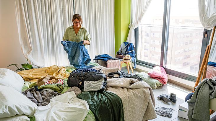 Dolap dağınıklığına 'ters askı' çözümü! En basit hileyle 1 haftada en hızlı sonuç 8 Dolap dağınıklığına 'ters askı' çözümü! En basit hileyle 1 haftada en hızlı sonuç