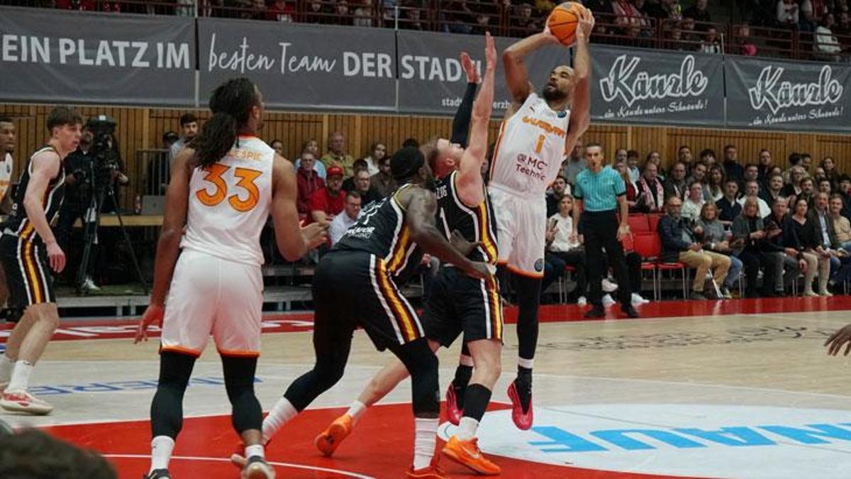 Dört Dörtlük Performans: Würzburg Baskets – Galatasaray MCT Technic Maç Sonucu 74-99
