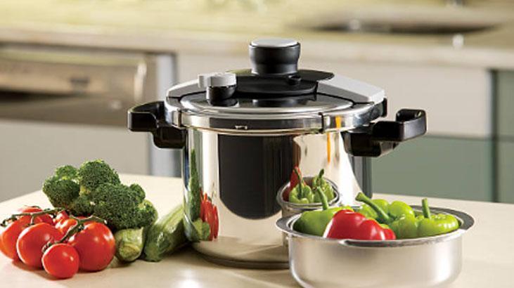 Düdüklü tencere düdüğü nasıl kullanılır? Kapağın yönüne bakın, duyan rahatlıyor