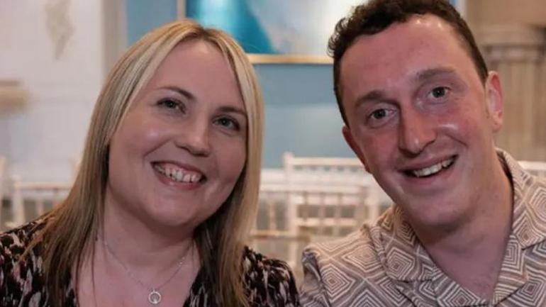 Düğün videosundaki gizemli adam kim? 4 yıl sonra gelen yanıt herkesi güldürdü