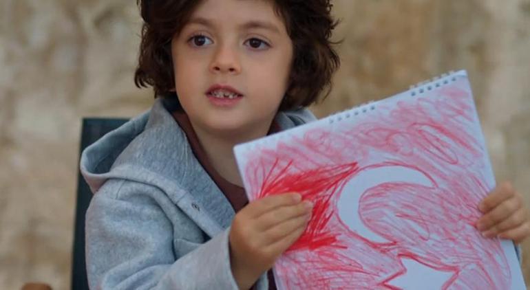 Duygu dolu anlar! Atatürk’ü anmak Uzak Şehir’e yakıştı