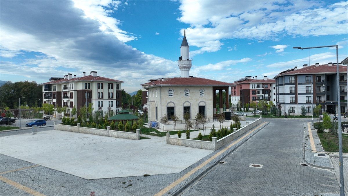 Düzce’de TOKİ ile Yeni Hayatlara Merhaba: Murat Kurum'un Hak Sahipleriyle Anlamlı Buluşması