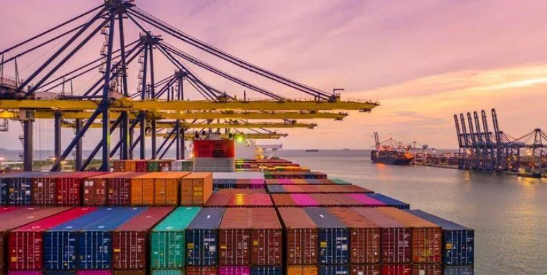 Ekim’de Dış Ticaret Açığı %24 Artışla 7,4 Milyar Dolara İkipen Yükseldi!