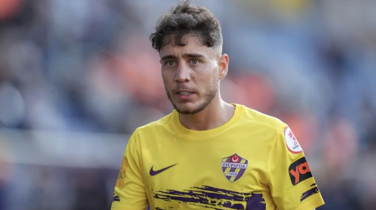 Emre Mordan'ın Seccadeli Paylaşımına Hayran Kalın!