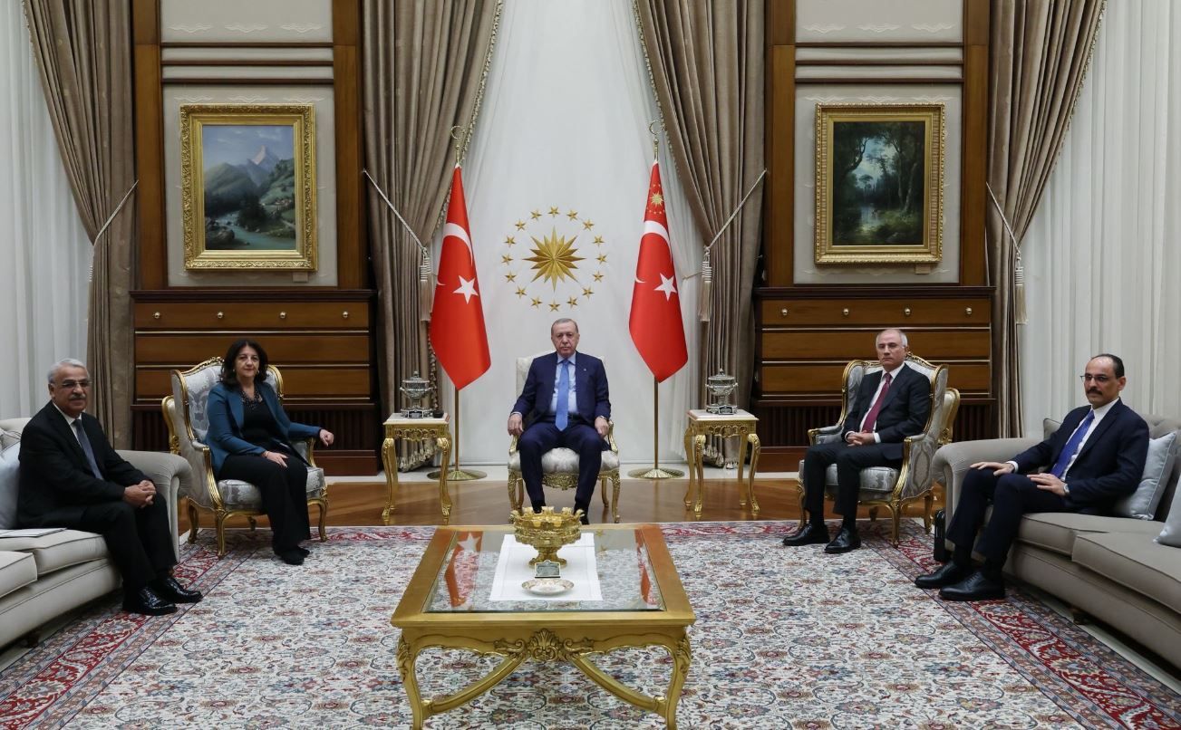 Erdoğan ve DEM Görüşmesinden Öcalan ile Görüşmeye Onay: Tarihi Bir Adım Atıldı!